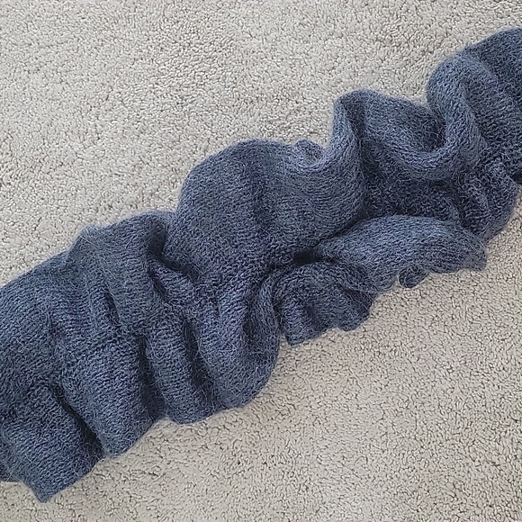 Italian wool soft scarf - Picture 6 of 6